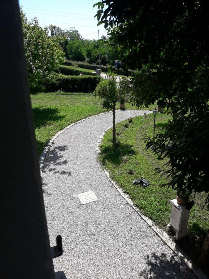 Tenuta Crescentini-Vallemura ,Appartamenti Con Entrata Indipendente 산도나디피아베 외부 사진